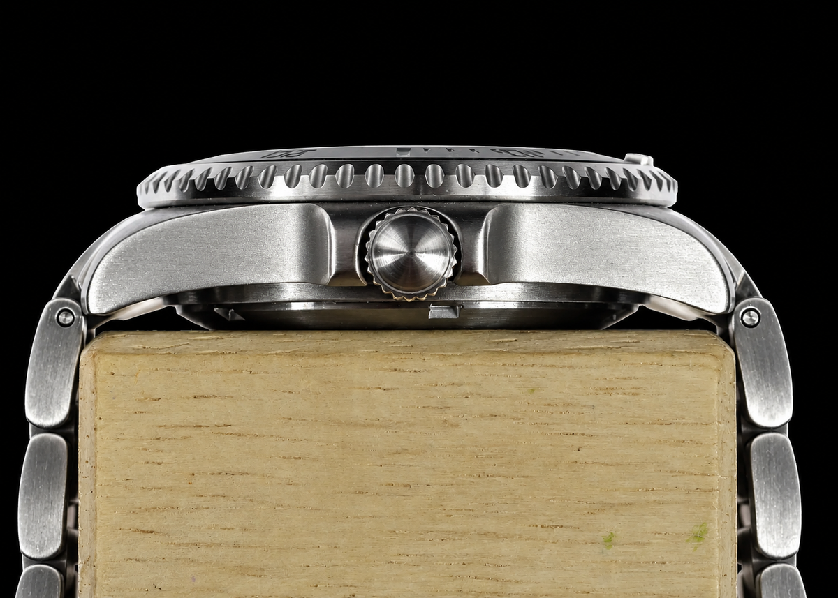Current NATO Pattern Quartz Military Divers Watch with Sapphire Crystal and 10 Year Battery Life on a Matching Bracelet